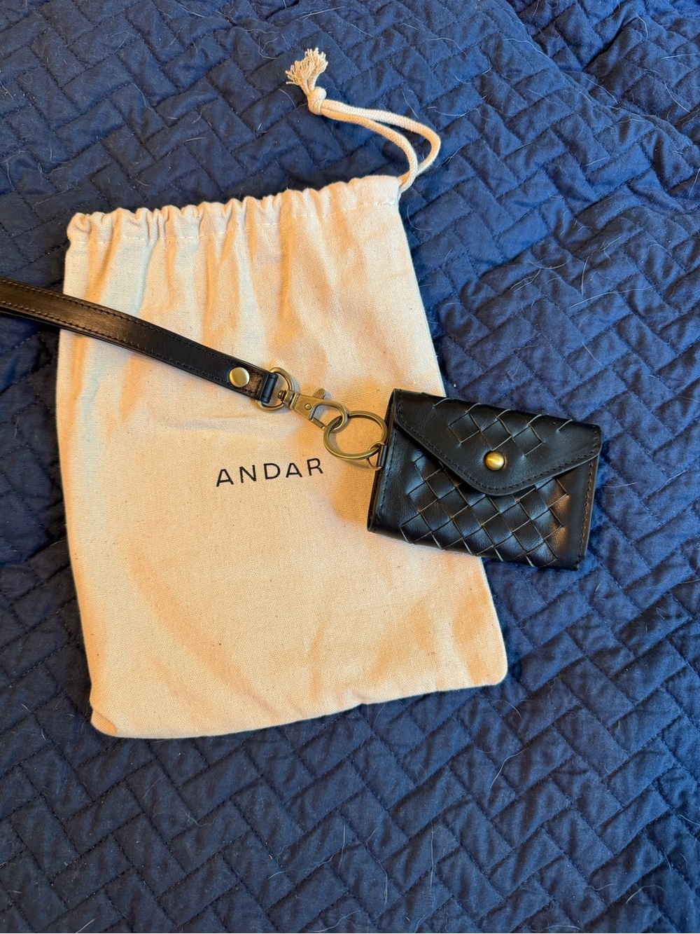 ANDAR Black Woven Card & Key Holder with Wrist Strap